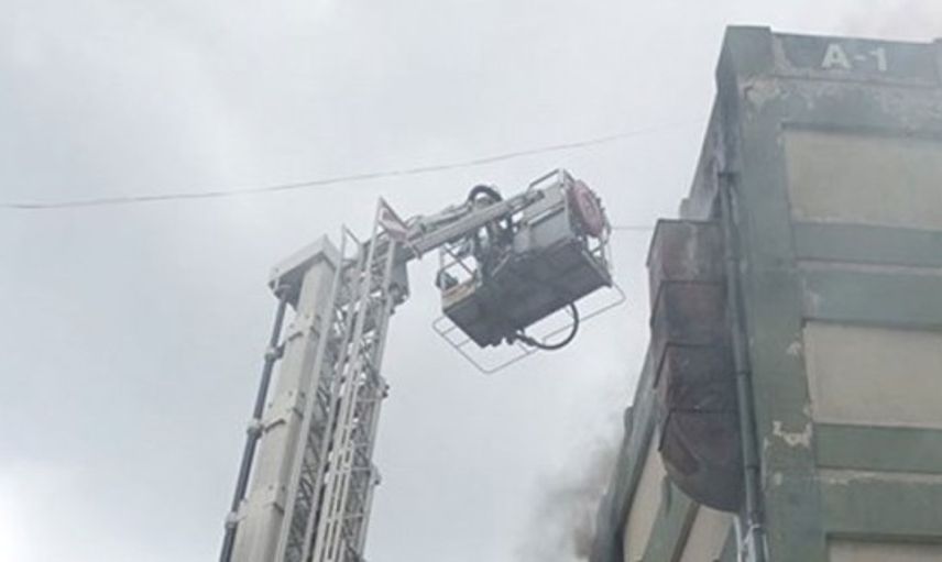 Başakşehir'de Sanayi Sitesinde Yangın