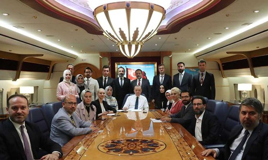 Başkan Erdoğan'dan Suudi Arabistan dönüşü önemli açıklamalar: Biz bu tezgaha da, oyuna da gelmeyiz