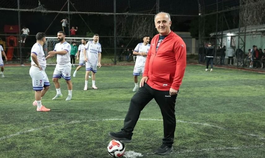 Başkan Kaya'dan Gençlere Destek: Halı Saha Turnuvası