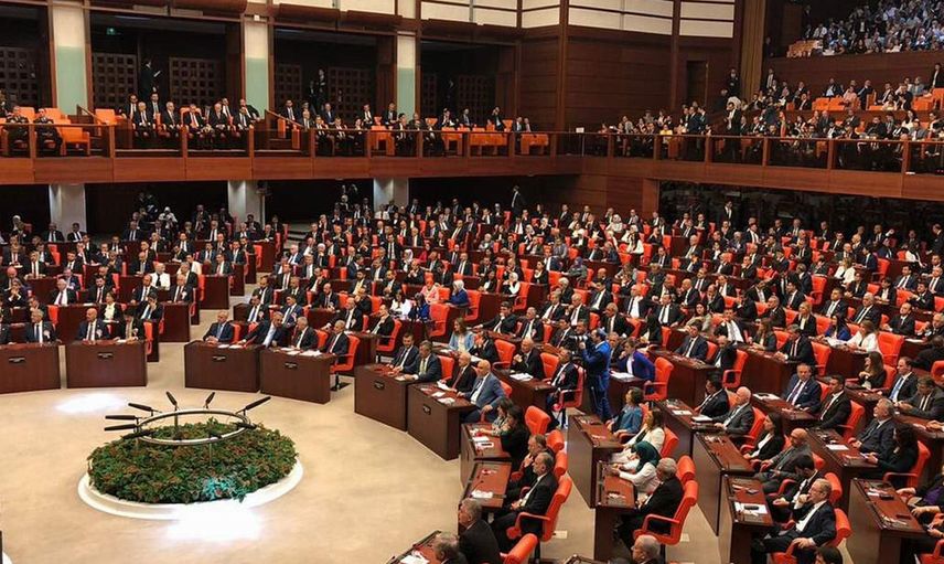 Başörtüsü için anayasal güvence teklifi: Mecliste komisyon kurulu