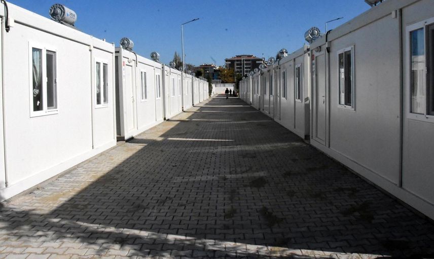 Baykar’dan deprem bölgesine yardımlar devam ediyor: 90 konteyner daha depremzedelere teslim edildi