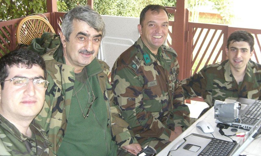 Bayraktar Sihalarının Kurucusu Özdemir Bayraktar'a Veda! O Fotoğrafın Sırrı Ortaya Çıktı