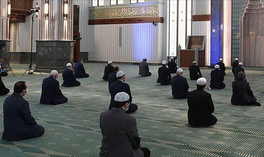 Bayram Namazı Kılınacak Mı?