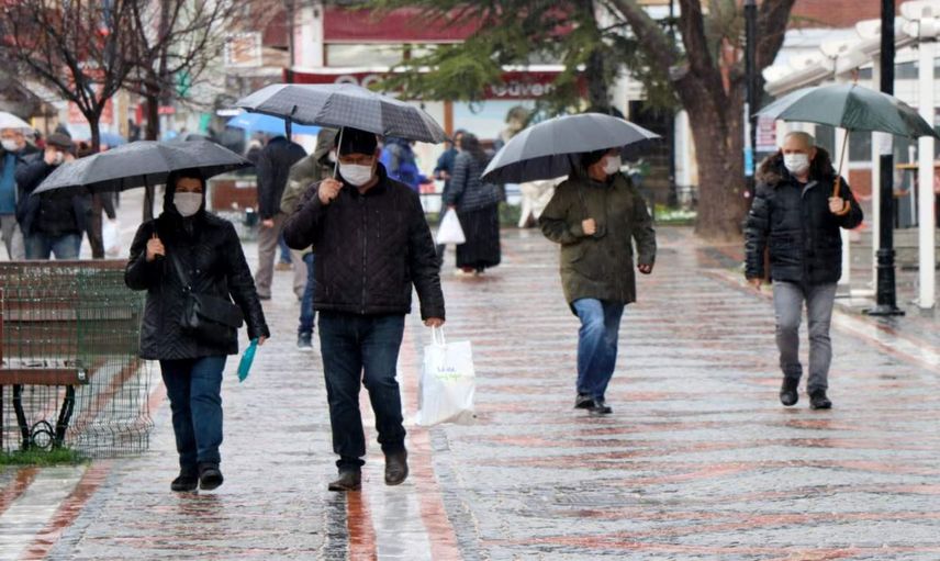 Bayram planları yapanlar dikkat: Meteoroloji’den çok sayıda bölgeye uyarı