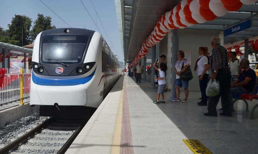 Bayramda Başkentray, Marmaray ve İZBAN seferleri ücretsiz mi olacak? 2022 Ramazan Bayramı Başkentray, Marmaray ve İZBAN seferleri  bedava mı?