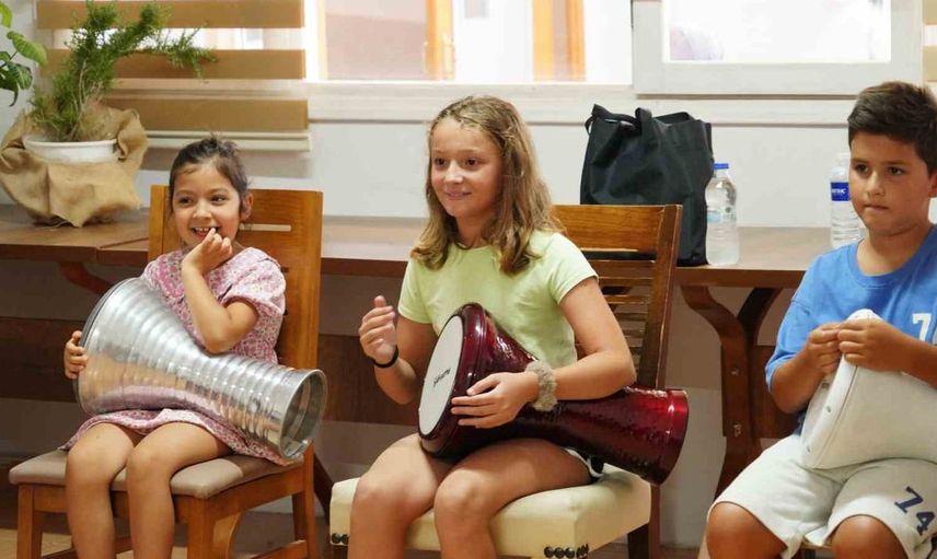 Ayvalık'ta çocuklar ritimle büyüyor
