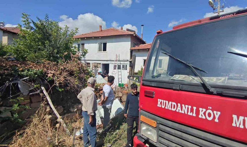 Yalvaç'ta çıkan ev yangınına hızlı müdahale: 1 kişi tedavi altında