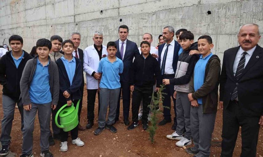 Cumhuriyet'in 103. yılına özel fidan dikimi gerçekleştirdi