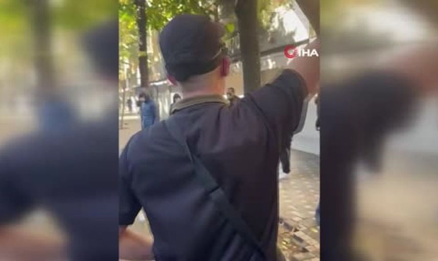 Arnavutluk'ta eğitim bakanlığı önündeki gergin protestolar: Çatışmalar arttı