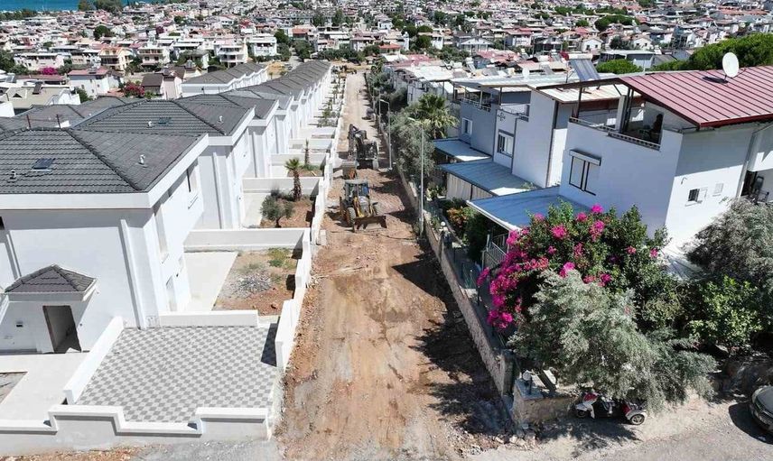 Didim Belediyesi, akbük’te ulaşımı güçlendiren yol yapım çalışmalarını sürdürüyor