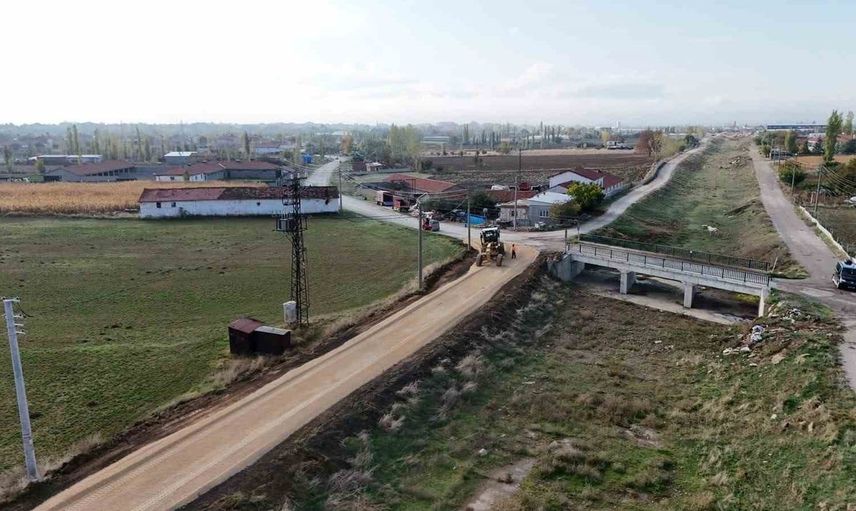 Bolvadin’de yeni üst yapı çalışmalarıyla yaşam kalitesi artıyor
