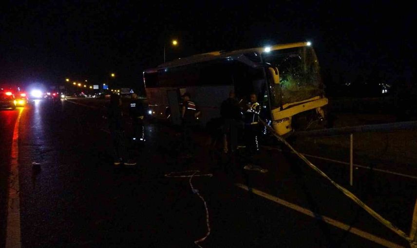 Malatya'da otobüs ve hafif ticari araç çarpıştı: 2 hayatını kaybetti