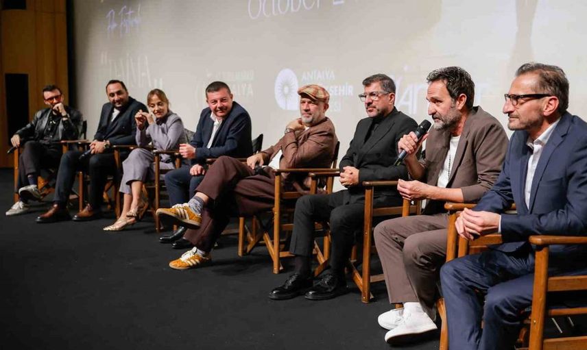 Altın Portakal'da Türk ve dünya sinemasının öne çıkan yapımları seyirciyle buluştu