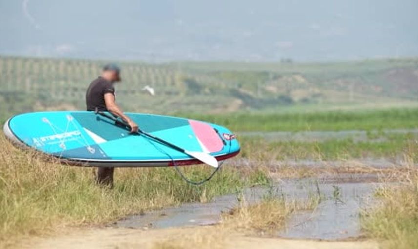 Manisa'da Marmara Gölü'nde izinsiz SUP ve dron kullanımı cezayla sonuçlandı