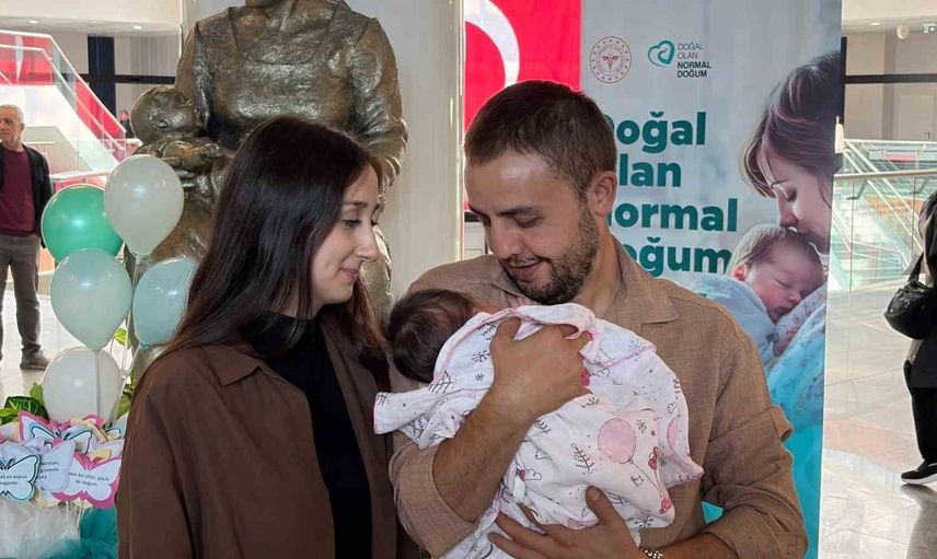 Ankara'da normal doğumun önemi vurgulandı: 14 bin doğumda anne dostu hizmet