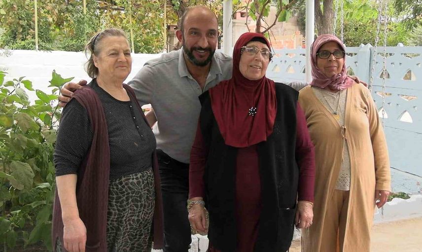 77 yaşındaki Asiye Kaçar, doğduğu köyde unutulmaz anlar yaşadı