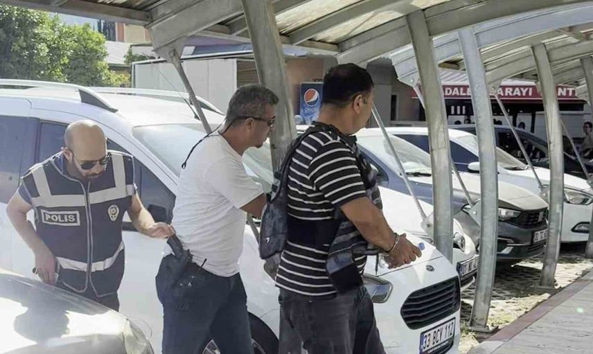 Boşanma aşamasındaki eşini tüfekle öldüren şahıs tutuklandı