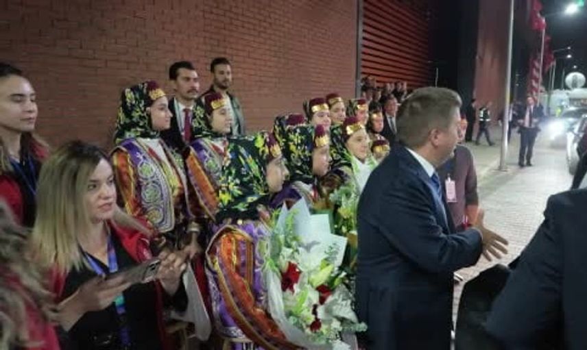Kırıkkale'de yeni spor salonu açıldı: Gençlere spor için önemli bir alan kazandırıldı