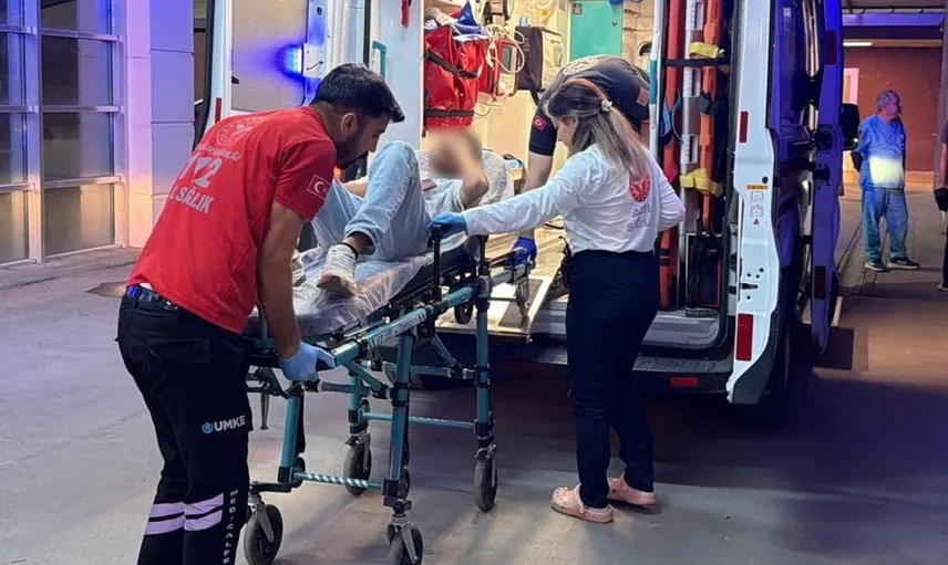 Adıyaman'da sokak ortasında darp edilen genç hastaneye kaldırıldı