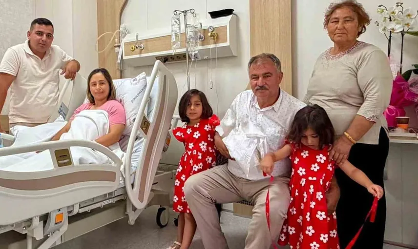 Beyağaç Belediye Başkanı Sezayi Pütün, üçüncü kez dede olmanın mutluluğunu yaşadı