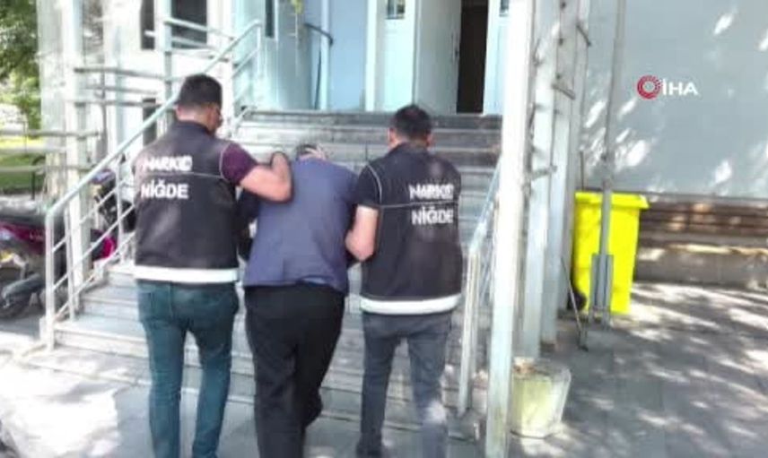 Niğde'de uyuşturucu operasyonu: Mide ve bağırsaklarından uyuşturucu çıkan iki kişi tutuklandı