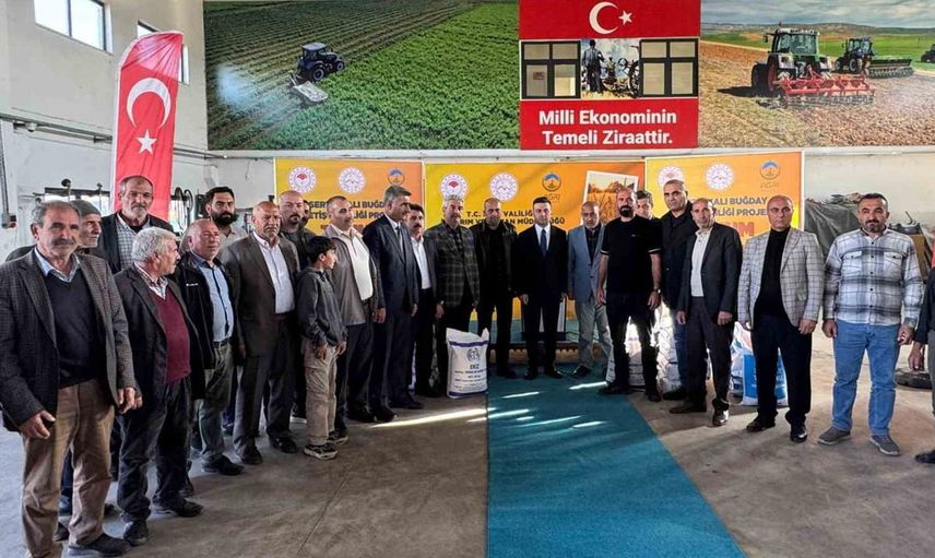 Ağrı'da tarımsal verimliliği artırmak için 550 ton buğday tohumu dağıtıldı