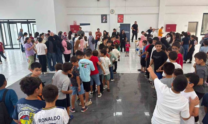 Bilim, teknoloji ve sanat dolu yaz etkinlikleri İskenderun'da çocukları buluşturdu