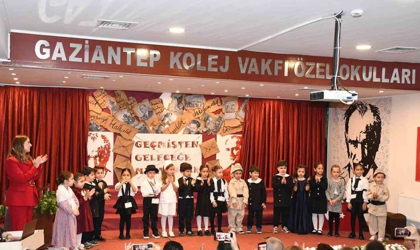 Cumhuriyet coşkusunu miniklerle yaşatan anasınıfı kutlaması