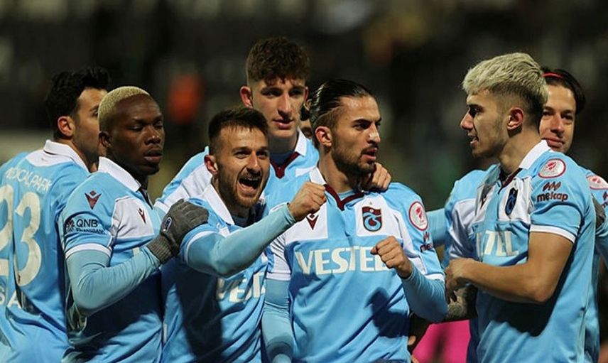Belçika ekibi Genk, Trabzonspor'dan Enis Destan'ı transfer etmek istiyor!