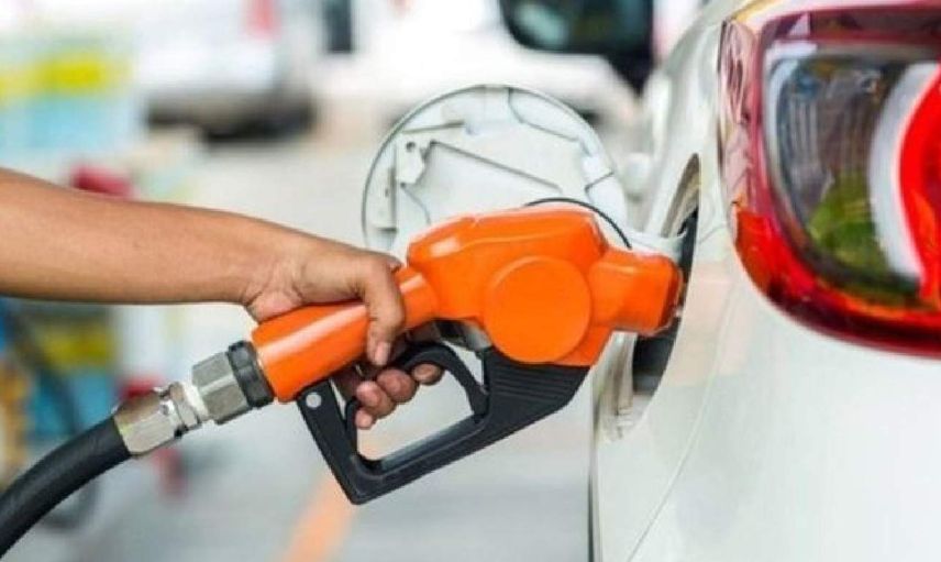Benzin ve motorinde 6 liralık sürpriz! İndirimler üst üste geldi vatandaş sevindi