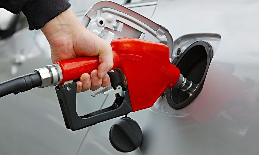 Benzine ve motorine bir zam daha! Adeta rekora koşuyor %200'ü geçecek