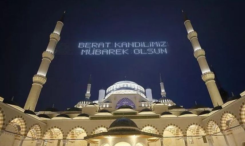 Berat Kandili ne zaman, ayın kaçında? 2022 Mübarek Berat Kandili tarihi