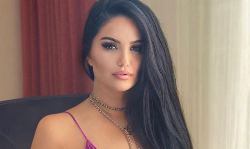 Berdan Mardini'yi aldatmasıyla gündemden düşmeyen eski eş Fatoş Yelliler'den çok konuşulacak pozlar!
