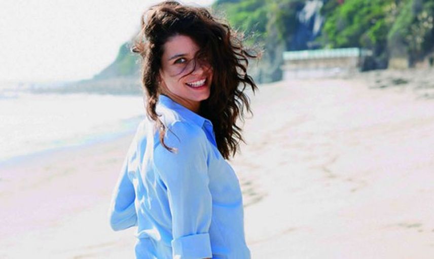 Beren Saat'te Makyajsız Fotoğraf Paylaşanlar Arasına Katıldı