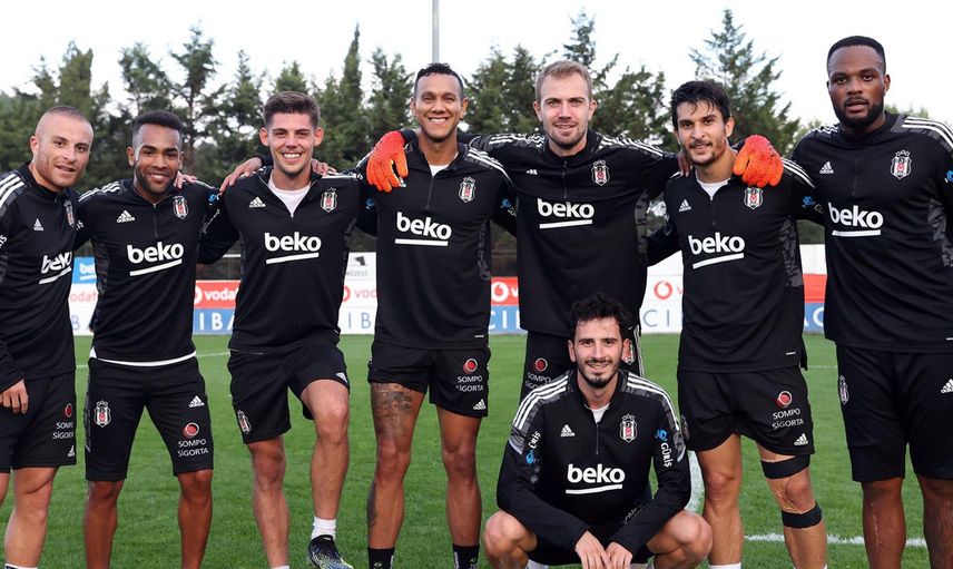 Beşiktaş, Alex Teixeira'nın Sakatlandığını Açıkladı!