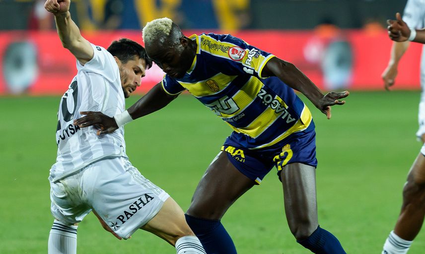 Beşiktaş başkentten sessiz ayrıldı: Turu İstanbul'a bıraktı