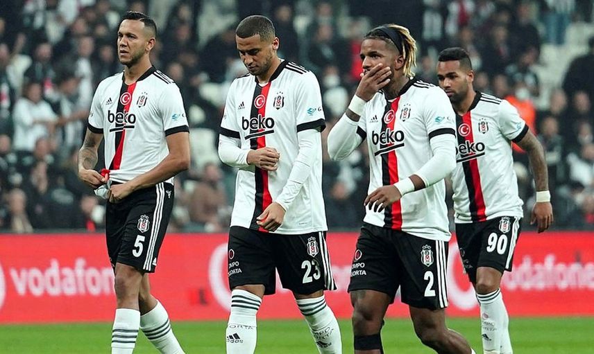 Beşiktaş bu sezon ortaya koyduğu performansla taraftarlarını hayal kırıklığına uğrattı!