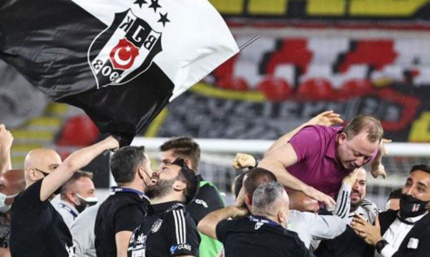 Beşiktaş Camiası Kupa Törenine Taraftar Alınmayacağını Duyurdu