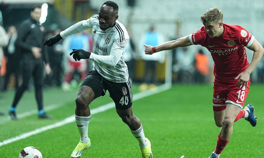 Beşiktaş galibiyete hasret kaldı: Antalyaspor'a evinde mağlup oldu