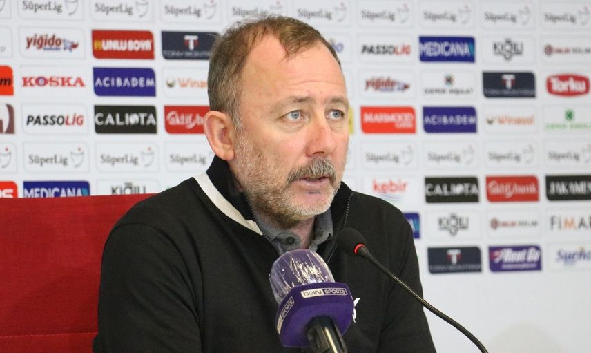Beşiktaş Teknik Direktörü Sergen Yalçın'dan Maçın Ardından Ayrılık Sinyali