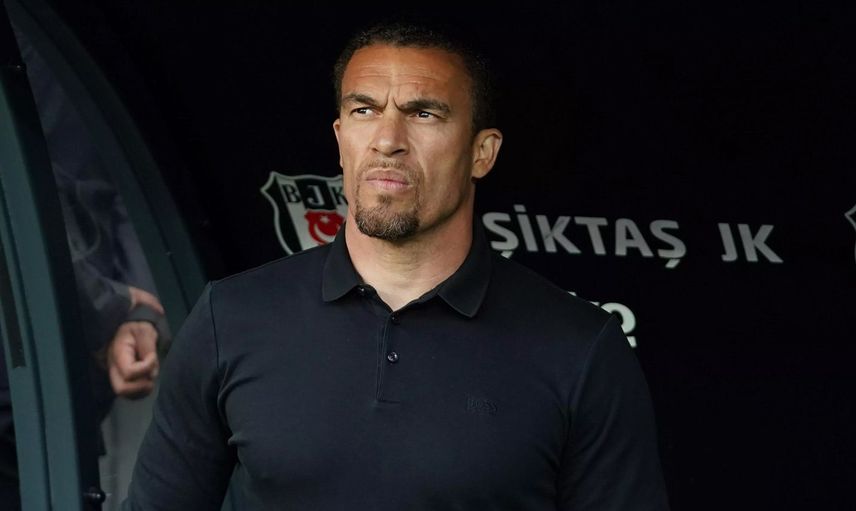 Beşiktaş Teknik Direktörü Valerien Ismael, Fenerbahçe derbisinde penaltı kaçıran Batshuayi'ye salladı! Gol atan forvete ihtiyacımız var diyen Valerien penaltıyı da Ghezzal'ın kullanması gerektiğini söyledi