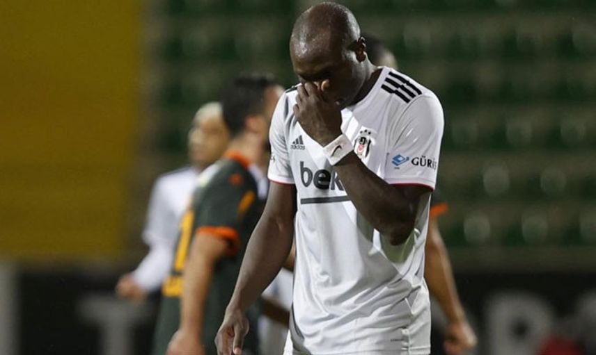 Beşiktaş'a Aboubakar'dan Kötü Haber