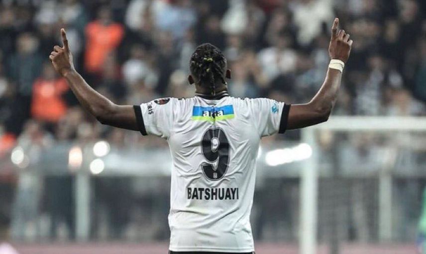 Beşiktaş'ın Chelsea'den kiraladığı Michy Batshuayi takımdan ayrıldı! Batshuayi sosyal medyadan yaptığı paylaşımla taraftarlara veda etti