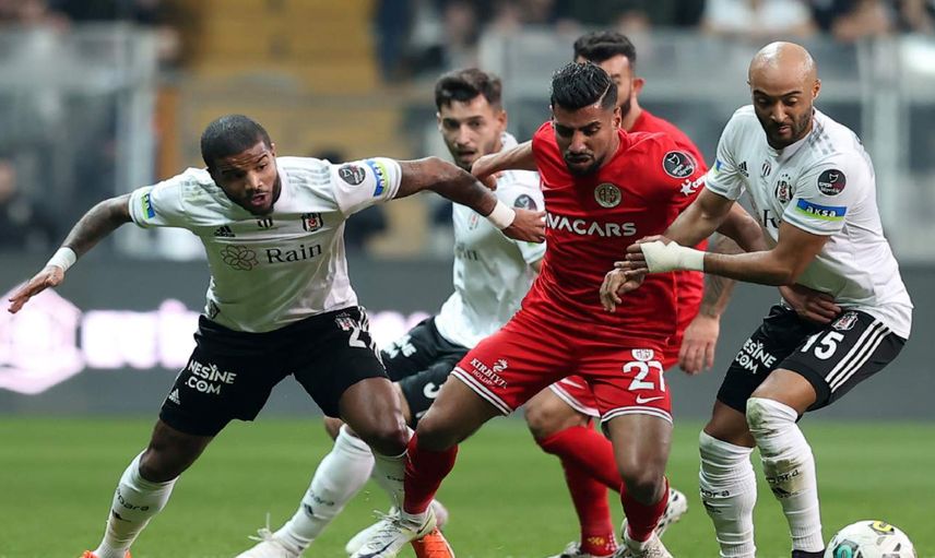 Beşiktaş’ın dönüşü sessiz oldu: Dolmabahçe’deki geceye oyuncak seli damga vurdu