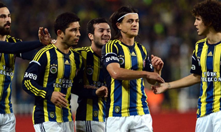 Beşiktaş'ın ve Fenerbahçe'nin Eski Futbolcusu Sezer Öztürk Trafikte Dehşet Saçtı!
