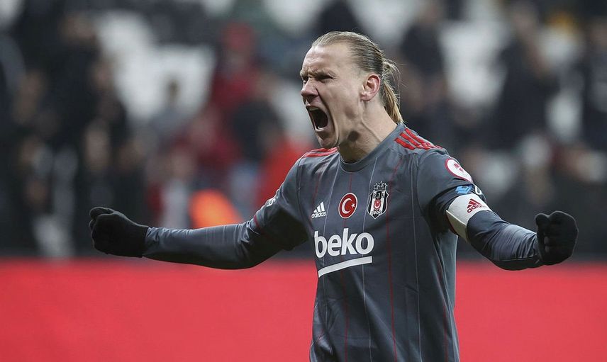 Beşiktaşlı Domagoj Vida'nın menajerinden sözleşme uzatma açıklaması!