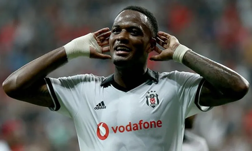 Beşiktaşlı Futbolcu, Dilan Çiçek Deniz'e Mesaj Attı