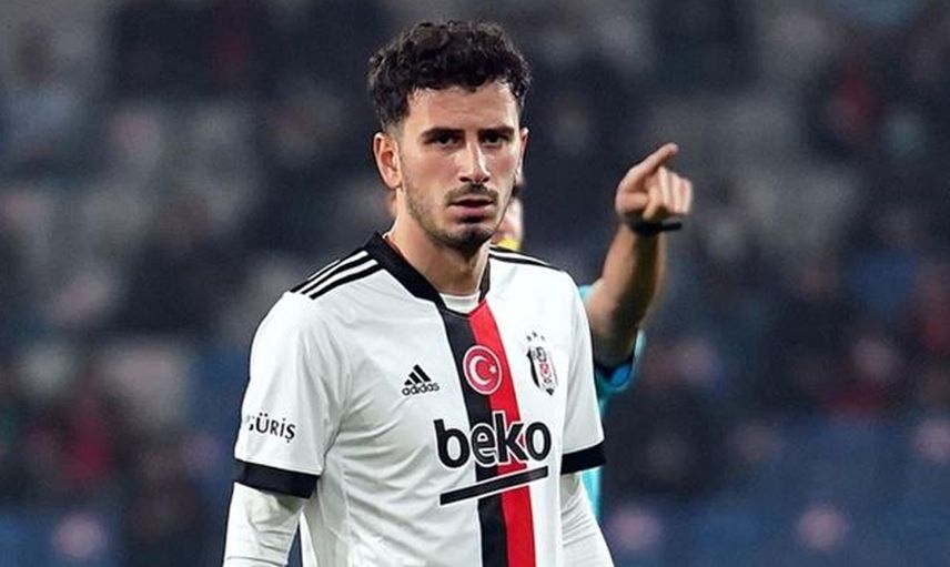 Beşiktaş'ta iç transferinde sözleşmesi yenilenmeyen Oğuzhan Özyakup, taraftarlara veda etti!