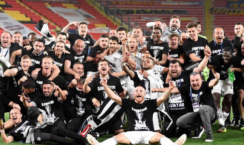 Beşiktaş'ta sezon sonu gidecek futbolcu isimleri
