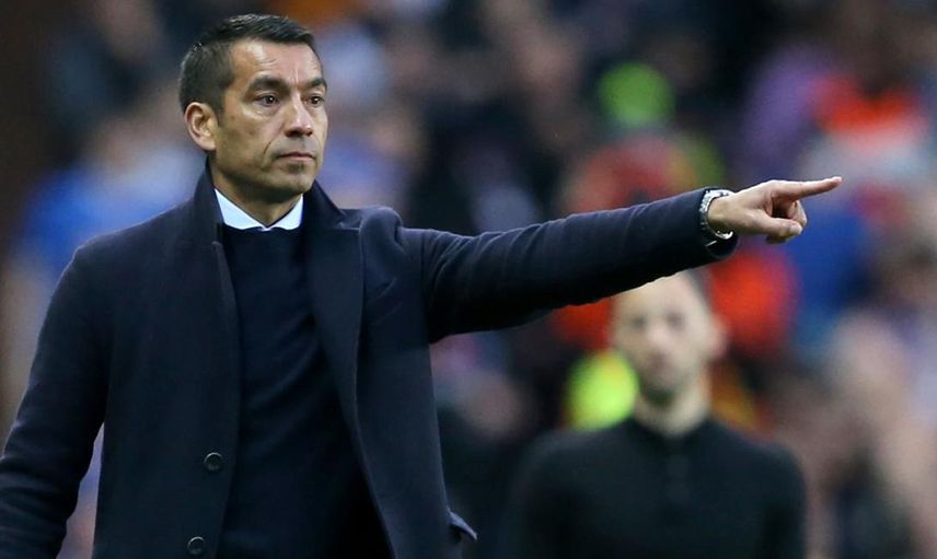Beşiktaş'ta Van Bronckhorst sesleri: Alacağı ücret belli oldu